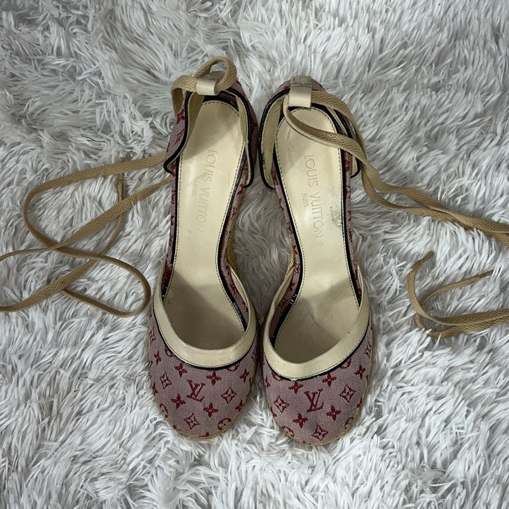 Louis Vuitton Tan and Red Wedge Shoes - Picture 3 of 13